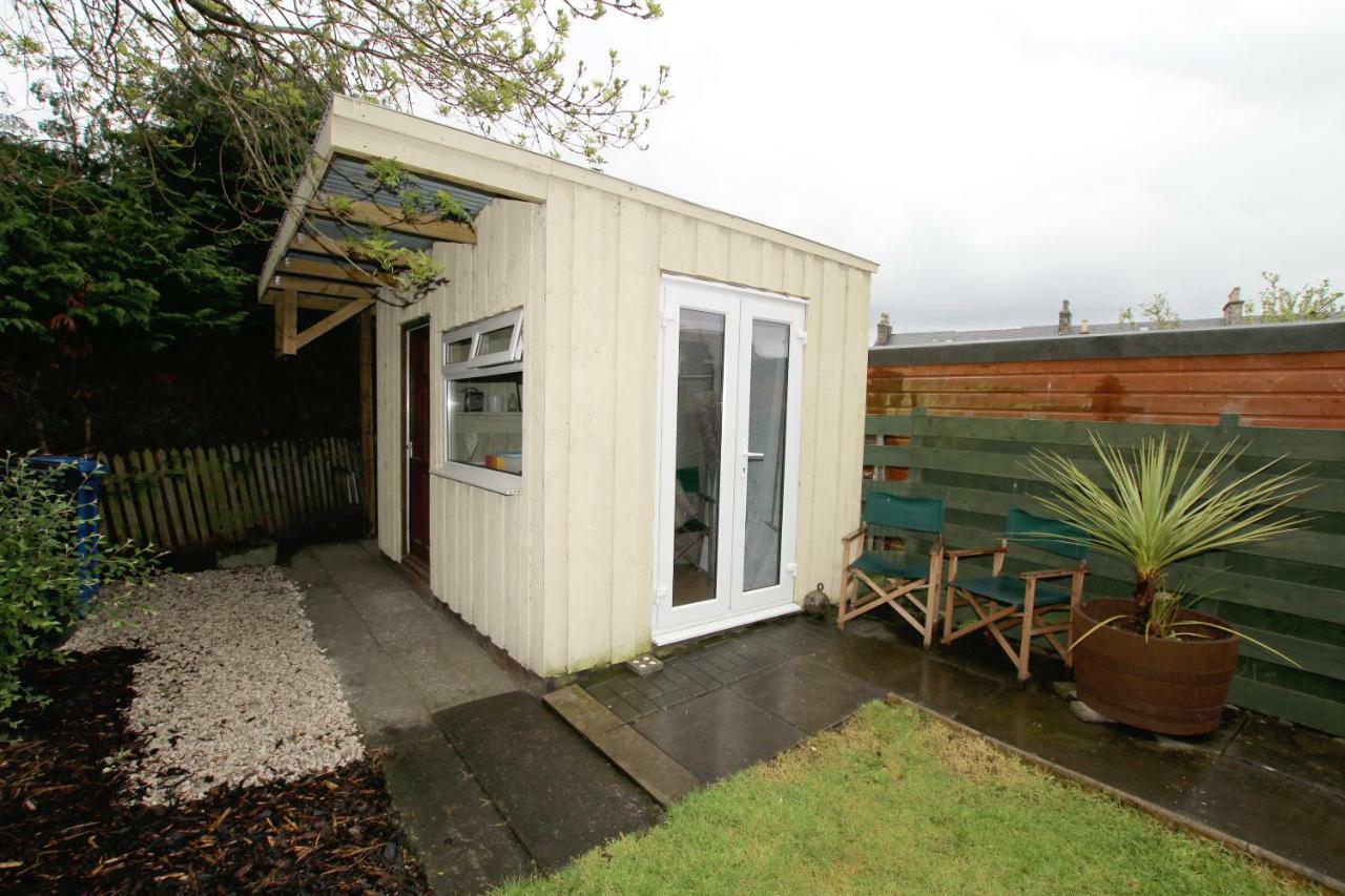 Kenneth Street Apartment 3*